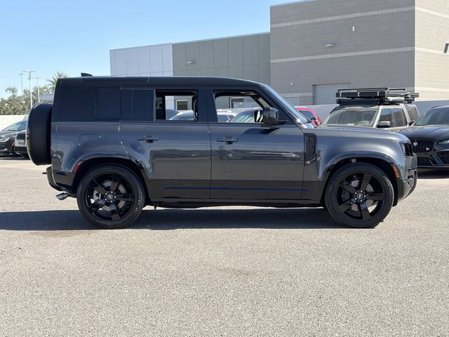 Used 2025 Land Rover Defender 110 X-Dynamic SE image 27