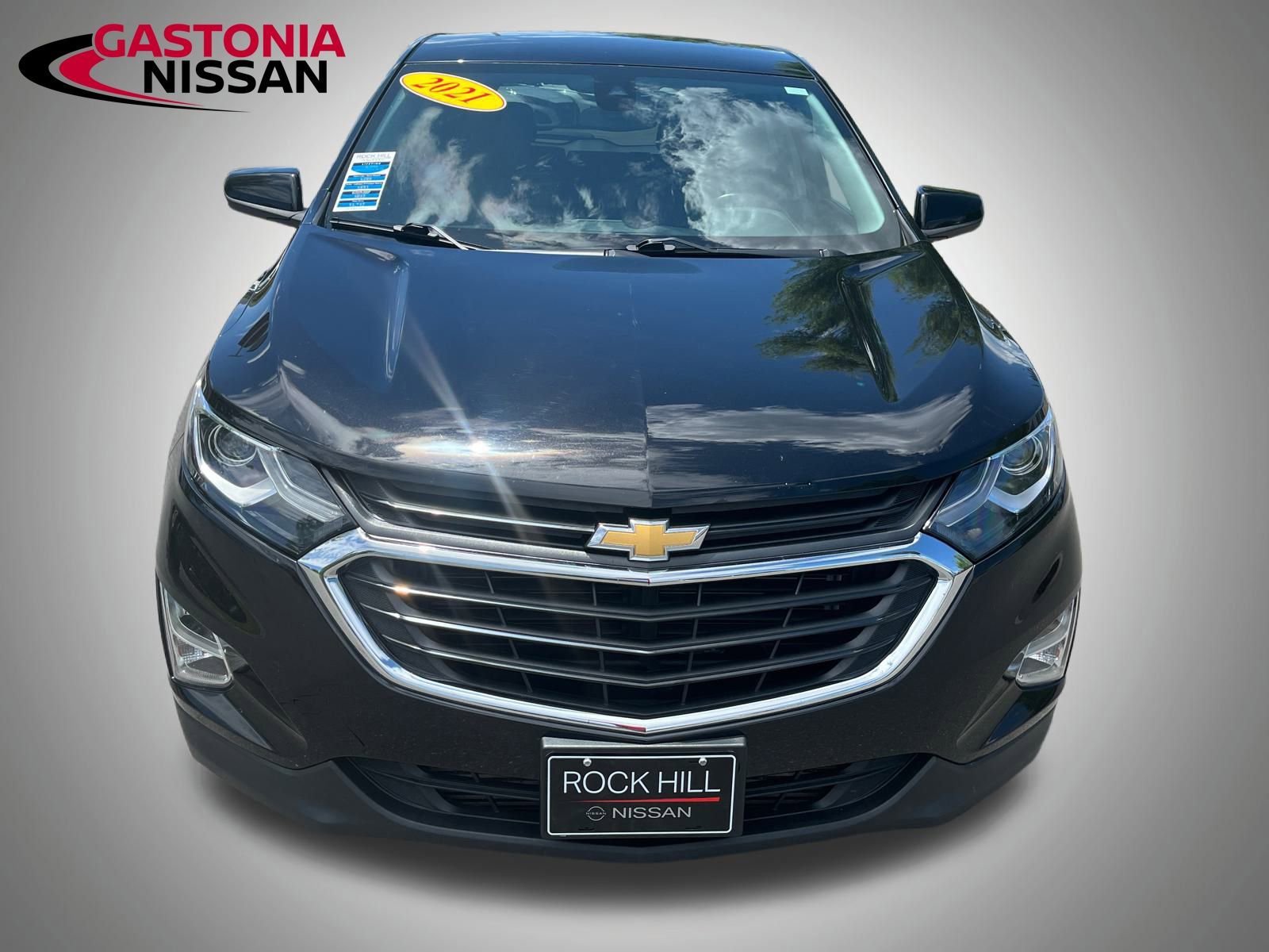 Used 2021 Chevrolet Equinox LT image 2