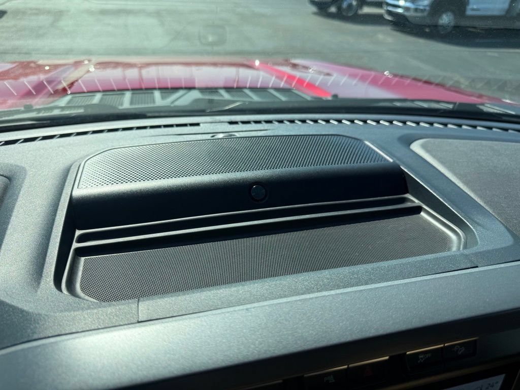Used 2022 Ford F150 Lariat w/ Equipment Group 502A High AWD/4WD image 30