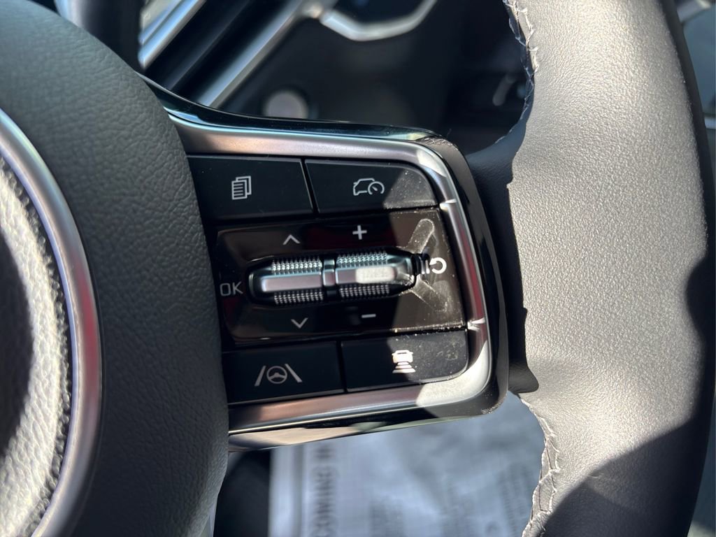 New 2025 Kia Sorento S image 16