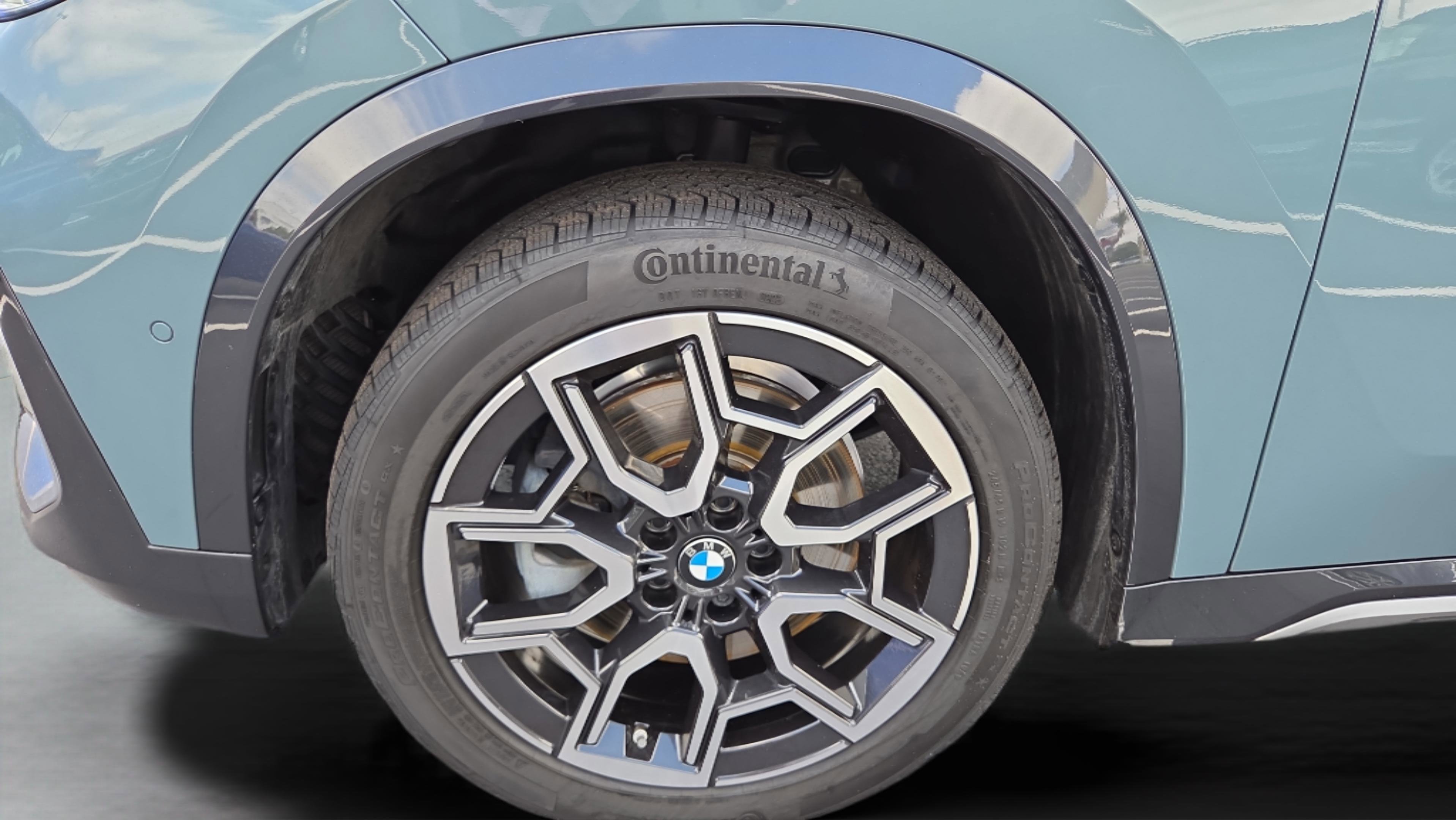 Certified 2025 BMW X1 xDrive28i w/ Convenience Package image 40