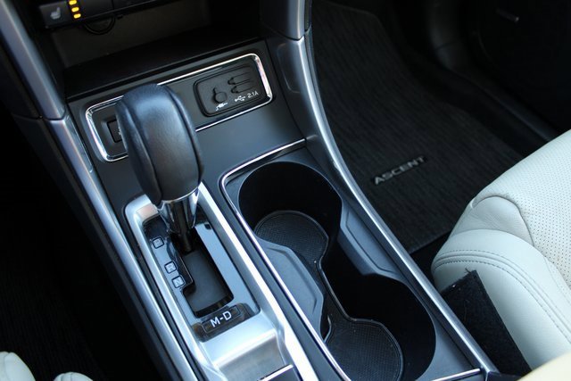 Used 2020 Subaru Ascent Limited w/ Technology Package image 24