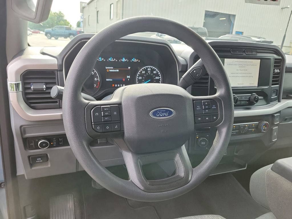 Used 2023 Ford F150 XLT AWD/4WD image 24