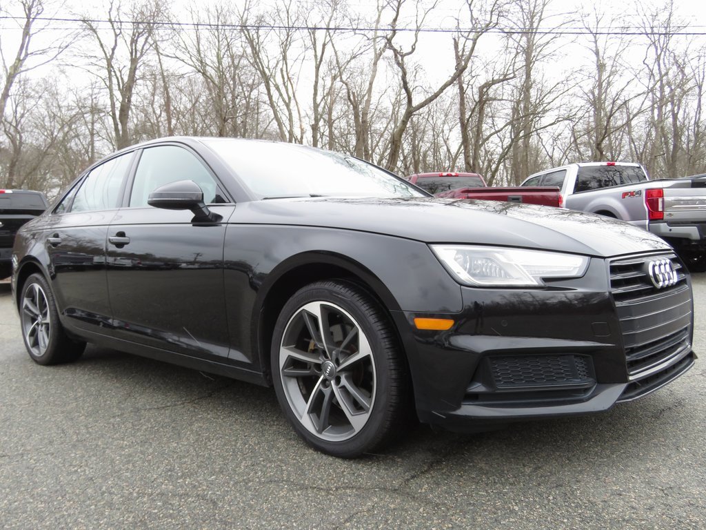 Used 2019 Audi A4 2.0T Premium image 3