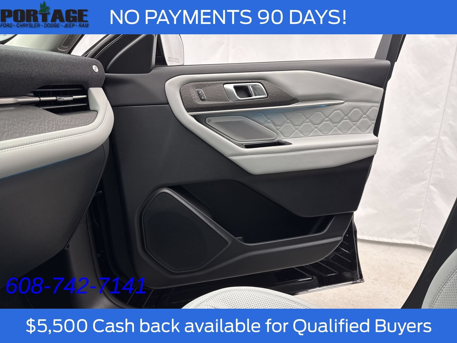 New 2026 Ford Explorer Platinum w/ LUX Leather Package AWD/4WD image 23