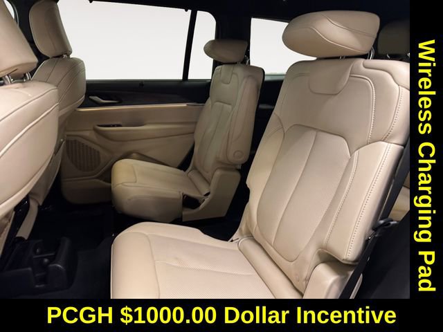 Used 2024 Jeep Grand Cherokee L Limited w/ Luxury Tech Group II image 21