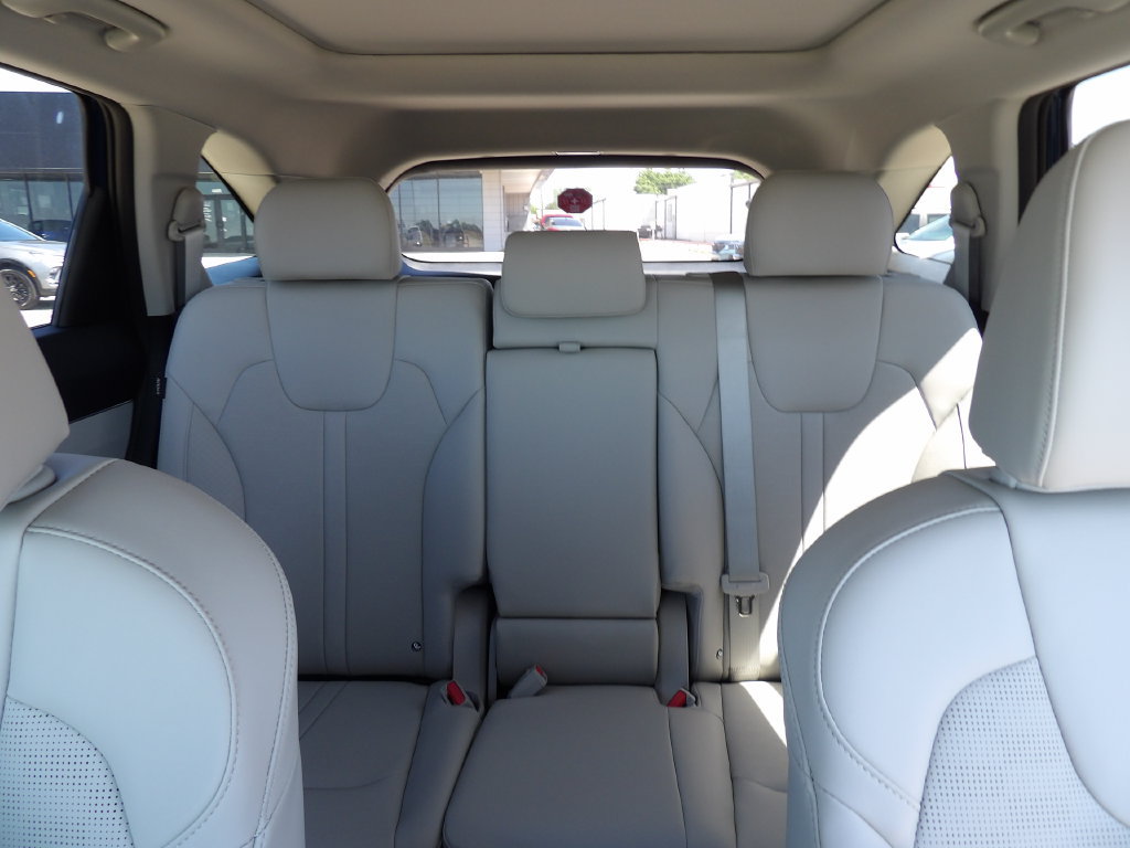 New 2026 Kia Sorento S w/ S Panoramic Sunroof Package FWD image 22