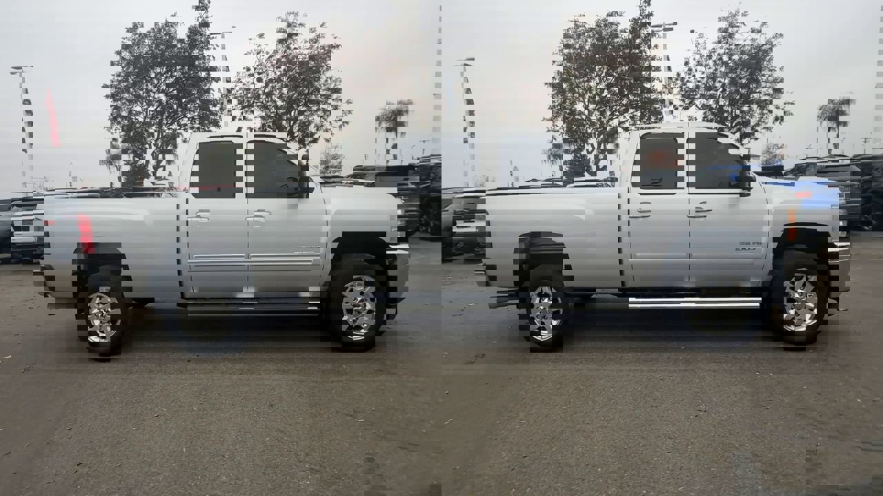 Used 2012 Chevrolet Silverado 2500 LTZ image 8