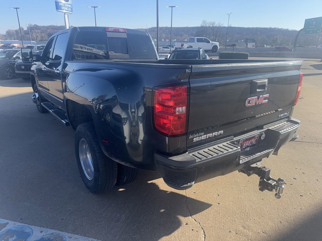 Used 2017 GMC Sierra 3500 Denali w/ Duramax Plus Package image 2