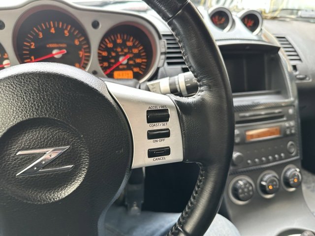 Used 2003 Nissan 350Z Track image 19