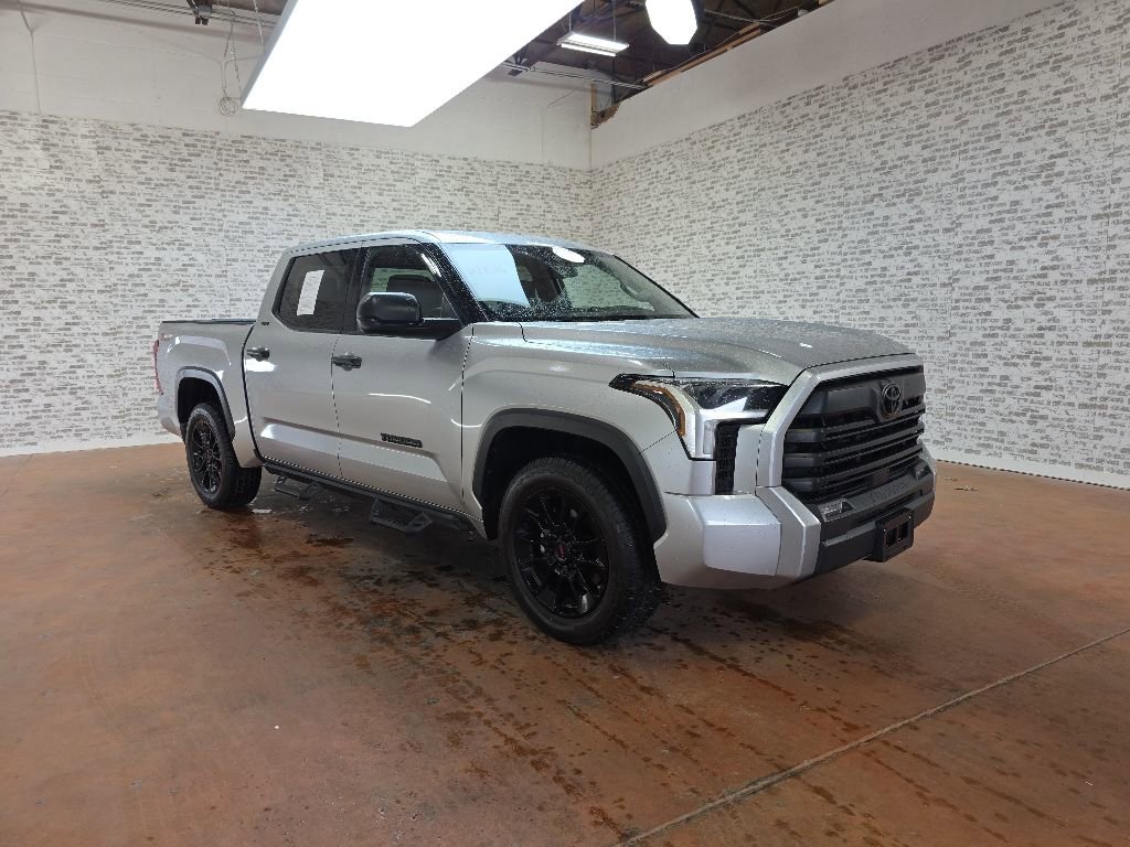 Used 2023 Toyota Tundra SR5 RWD image 1