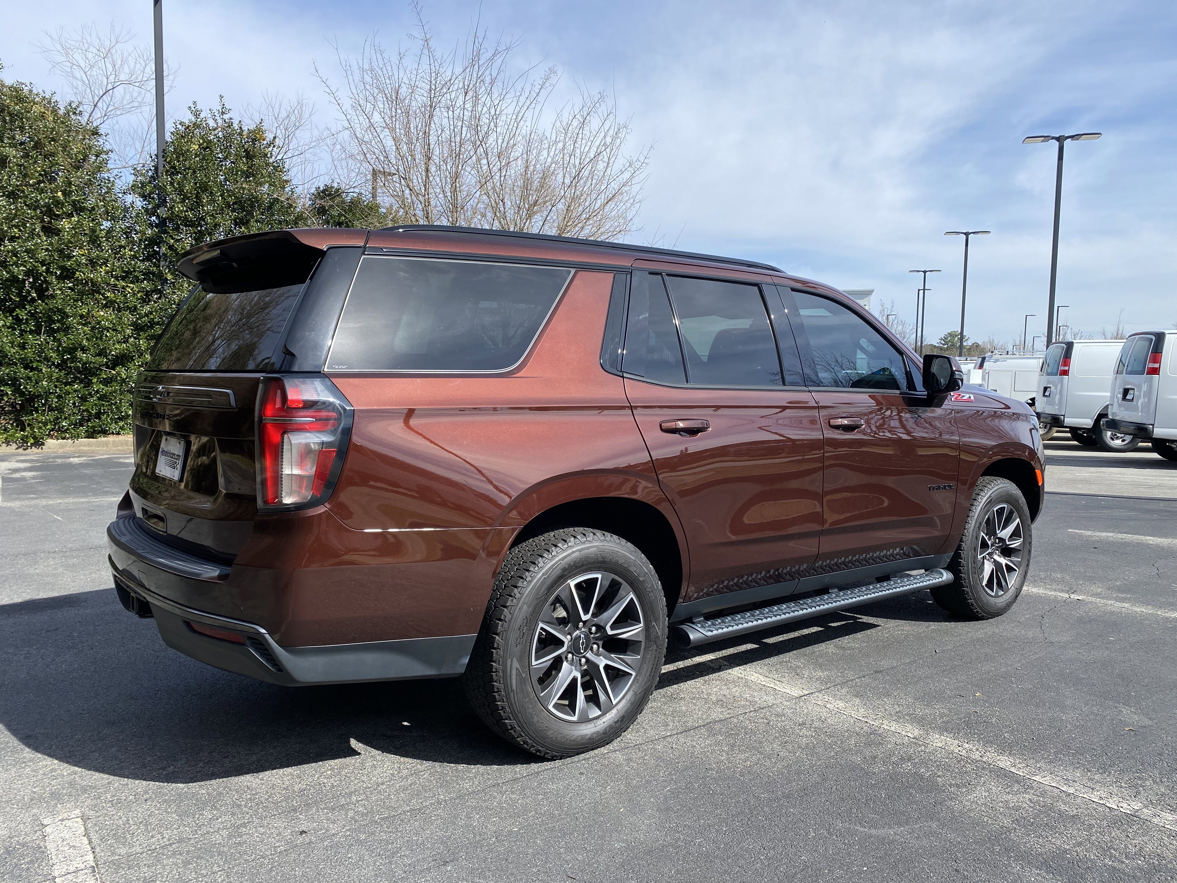 Used 2022 Chevrolet Tahoe Z71 w/ Luxury Package image 9