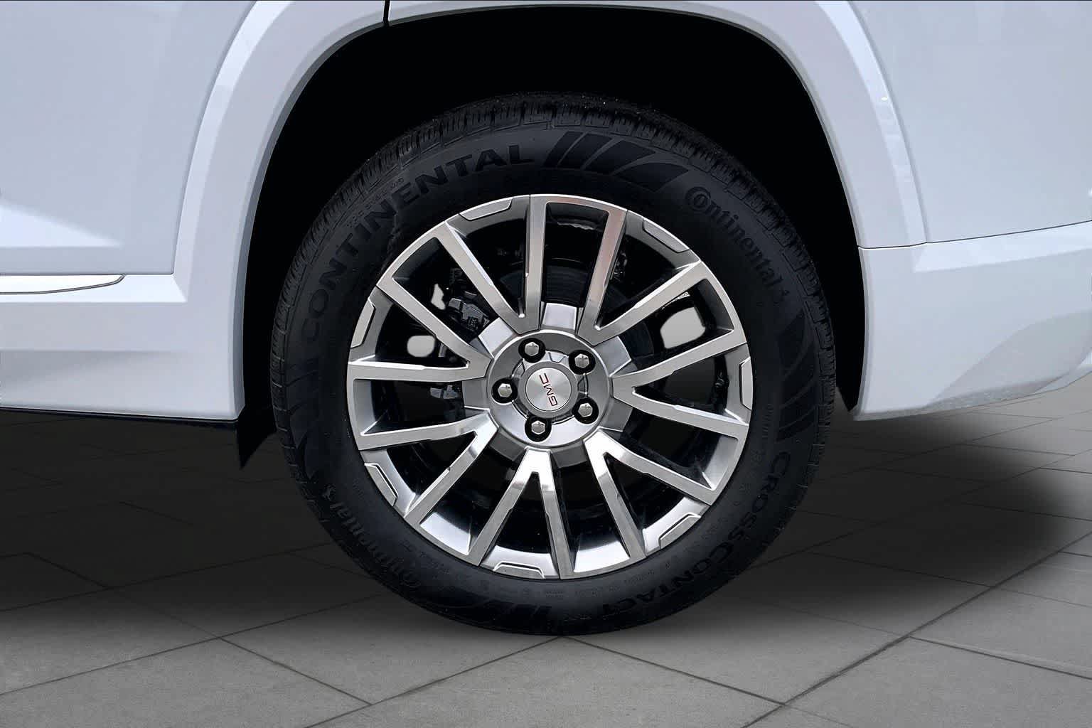 New 2026 GMC Terrain Denali AWD/4WD image 10
