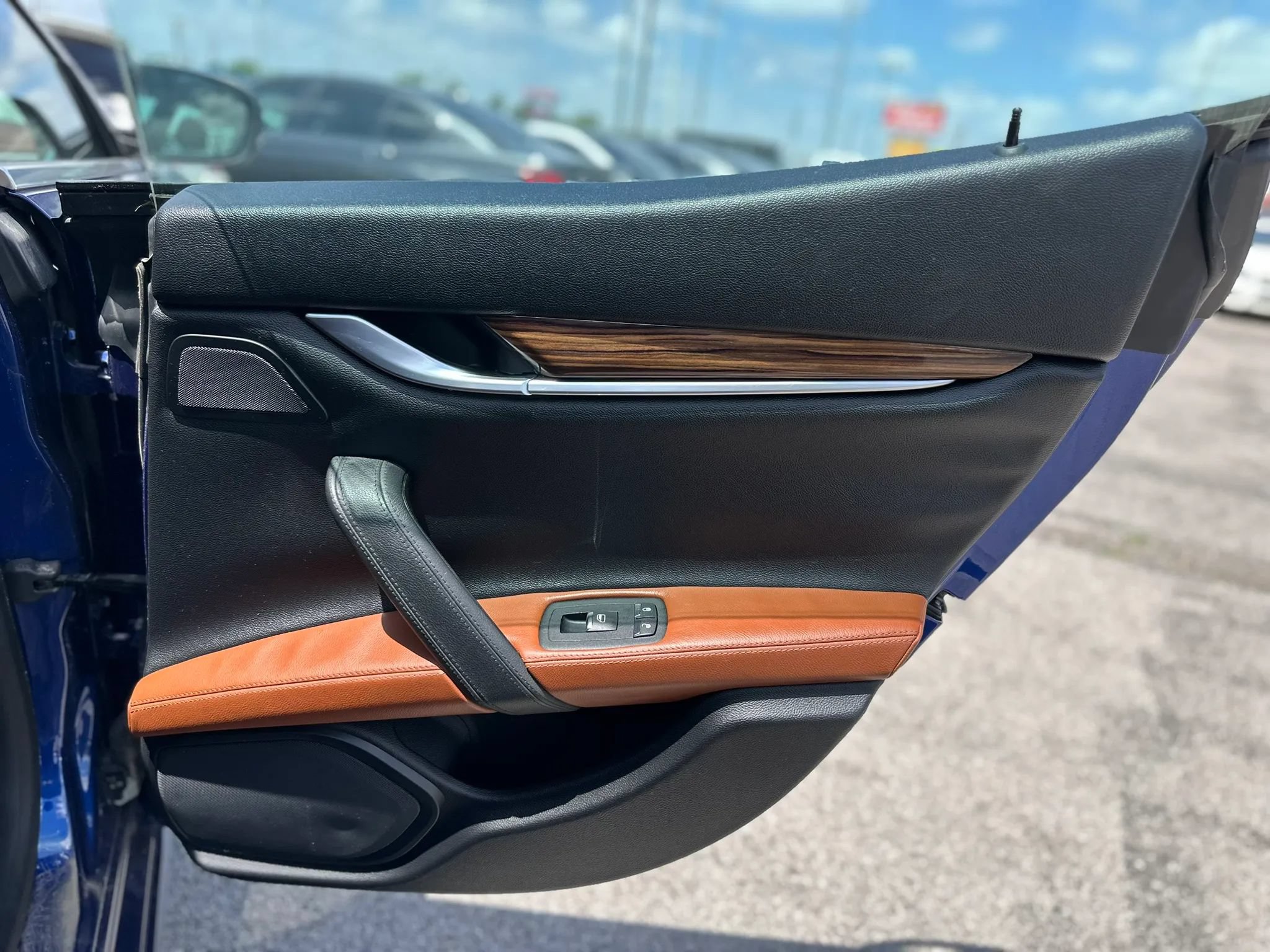Used 2018 Maserati Ghibli S Q4 AWD/4WD image 23
