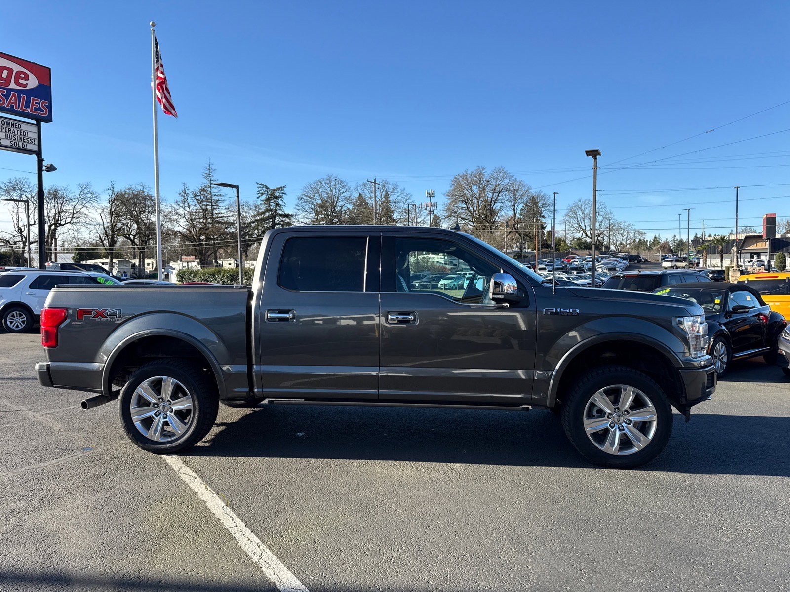 Used 2018 Ford F150 Platinum w/ Equipment Group 701A Luxury image 15