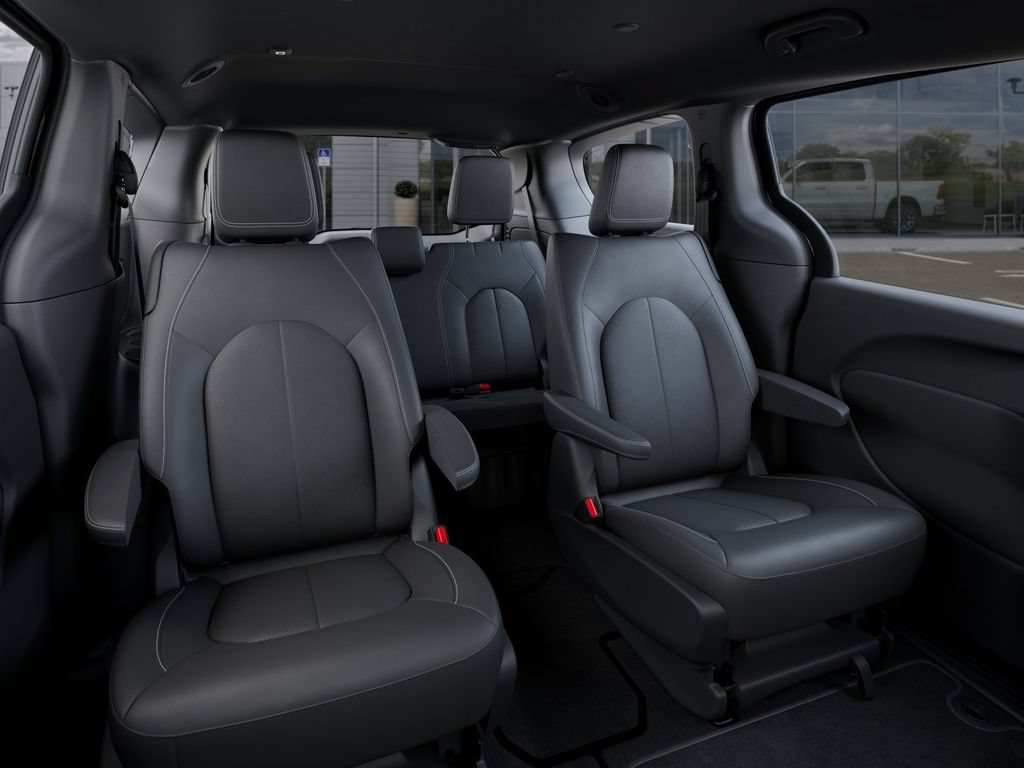 New 2027 Chrysler Pacifica Select FWD image 16