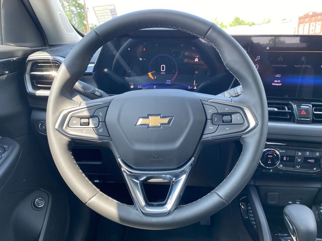 New 2025 Chevrolet TrailBlazer LT w/ Convenience Package image 11