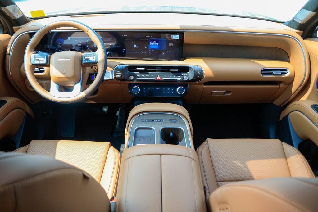New 2026 Hyundai Palisade Calligraphy FWD image 6