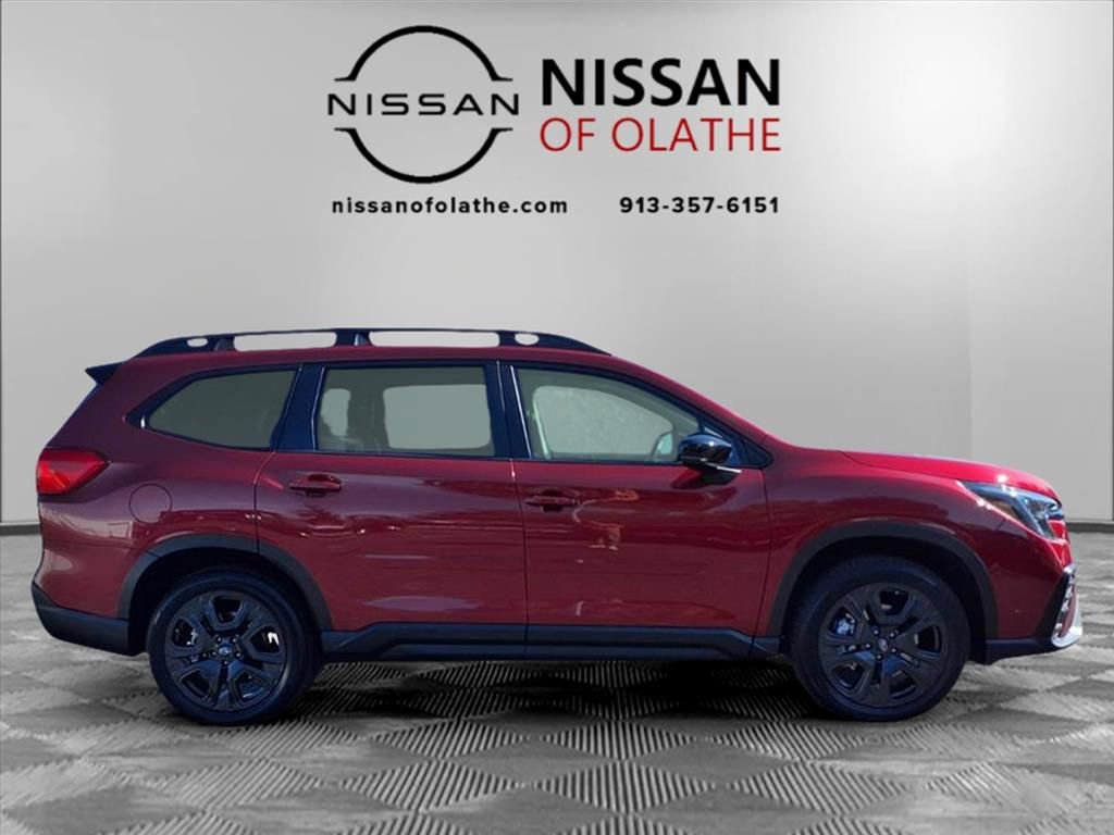 Used 2024 Subaru Ascent Onyx Edition image 31