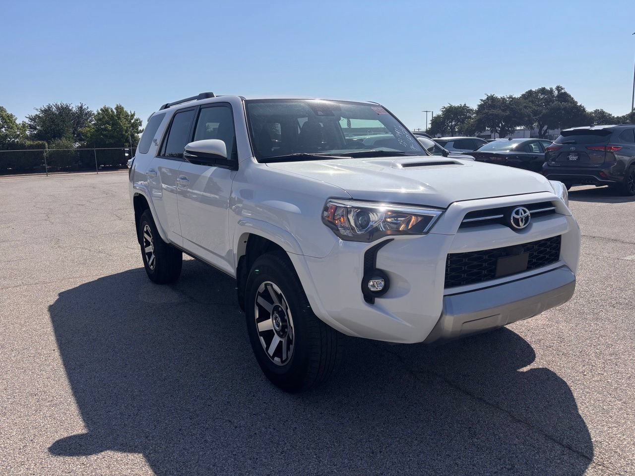 Used 2023 Toyota 4Runner TRD Off-Road Premium w/ Off Road Premium Plus Package AWD/4WD image 3