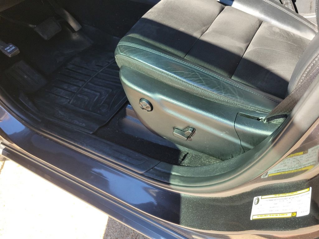 Used 2021 Jeep Grand Cherokee Laredo X image 10