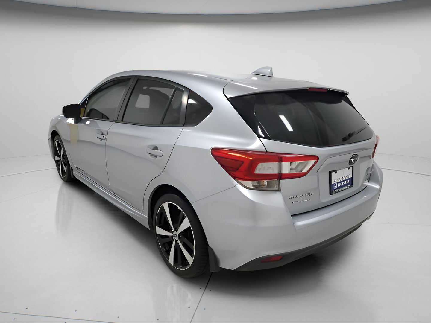 Used 2017 Subaru Impreza 2.0i Sport AWD/4WD image 5