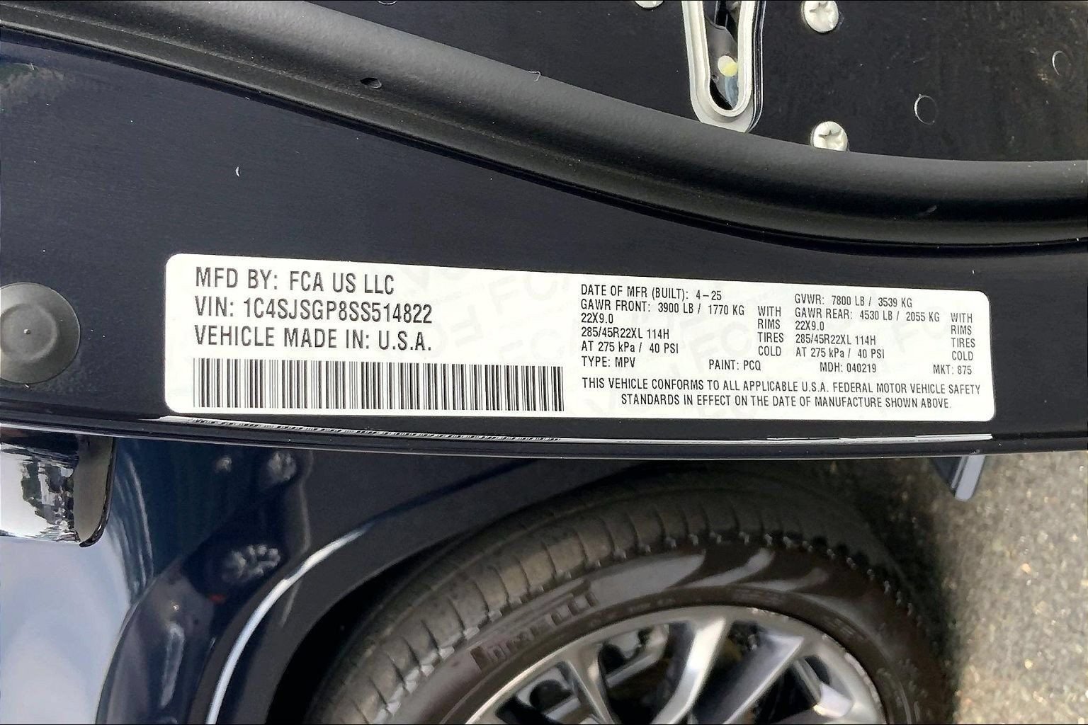 Certified 2025 Jeep Grand Wagoneer L Series III w/ Rear Seat Video Group 1 AWD/4WD image 30