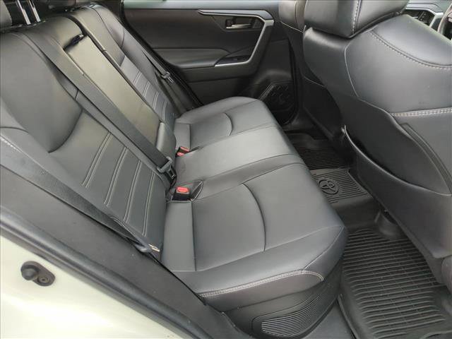 Used 2022 Toyota RAV4 XLE Premium AWD/4WD image 20