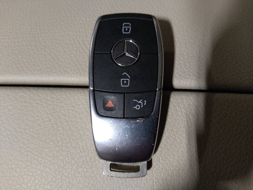Used 2021 Mercedes-Benz C 300 Sedan w/ Premium Package image 32
