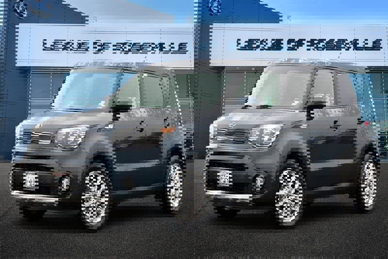 Used 2019 Kia Soul + image 1