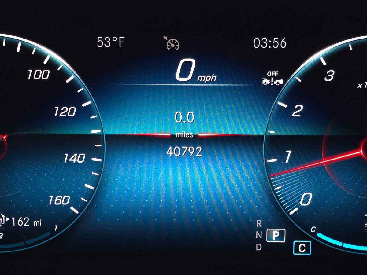 Used 2023 Mercedes-Benz GLE 350 4MATIC w/ AMG Line Exterior image 32