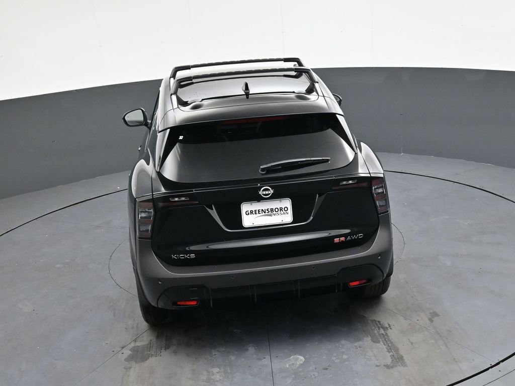 New 2026 Nissan Kicks SR w/ Cold Weather Package AWD/4WD image 29