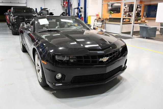 Used 2011 Chevrolet Camaro SS image 4