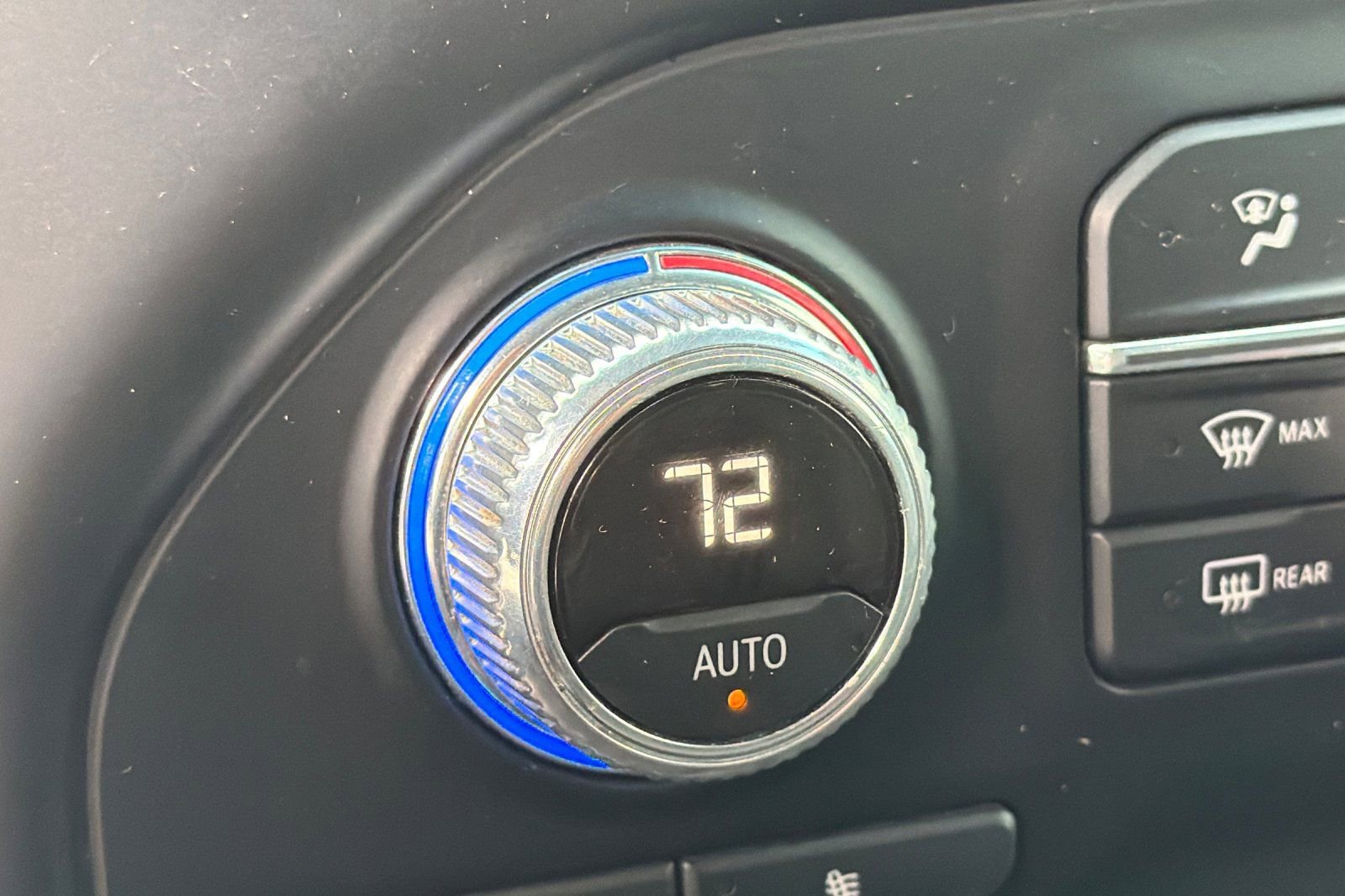 Used 2019 GMC Sierra 1500 SLT AWD/4WD image 28