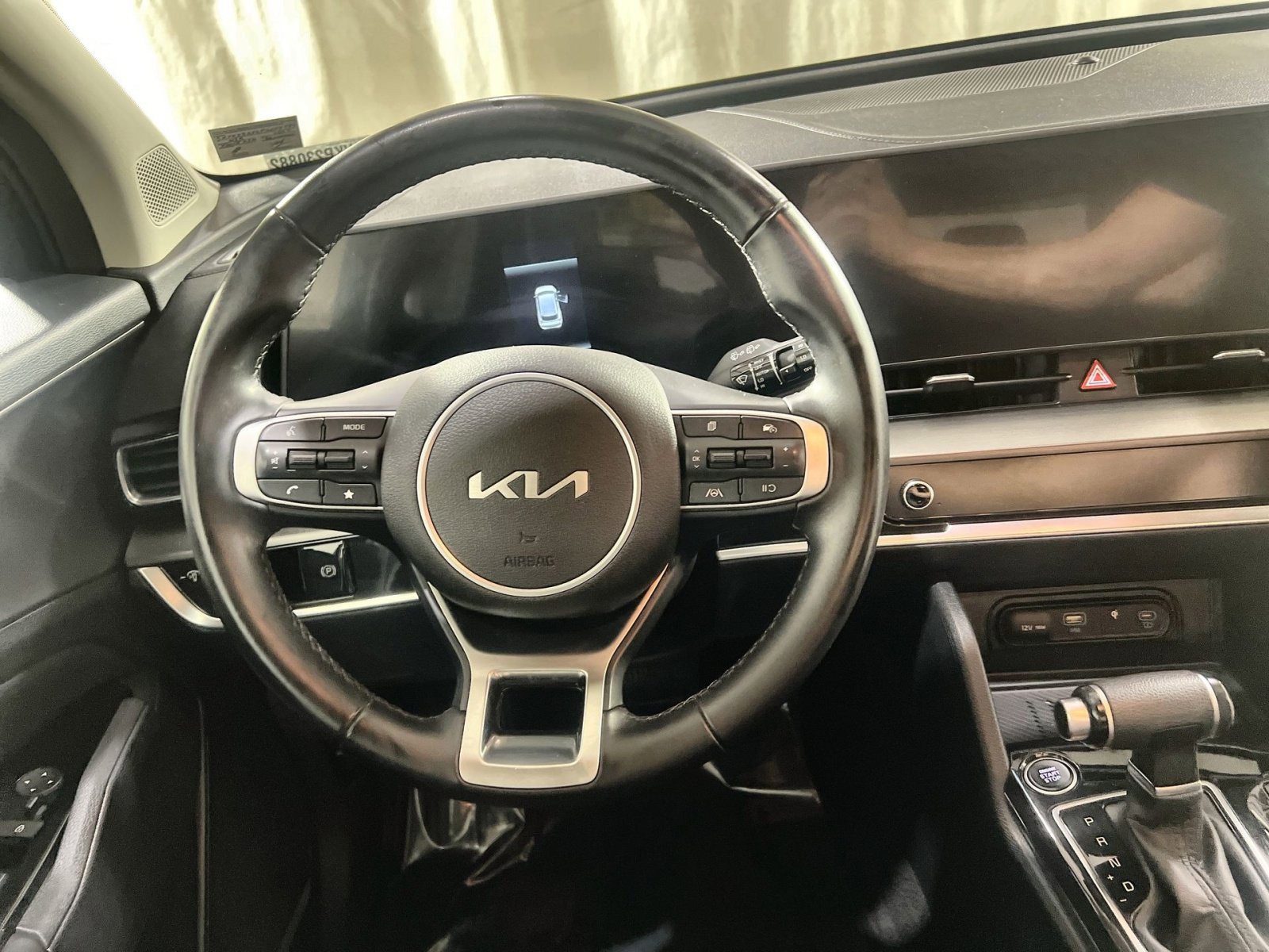 Used 2023 Kia Sportage EX image 25