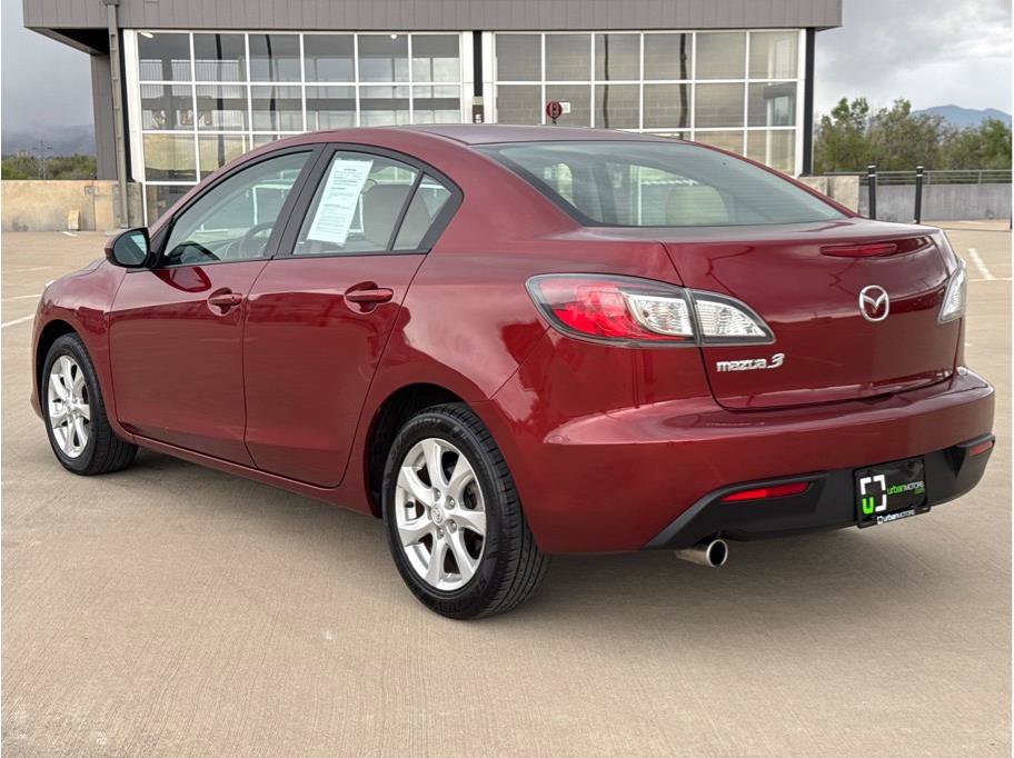 Used 2010 MAZDA MAZDA3 i Touring FWD image 6