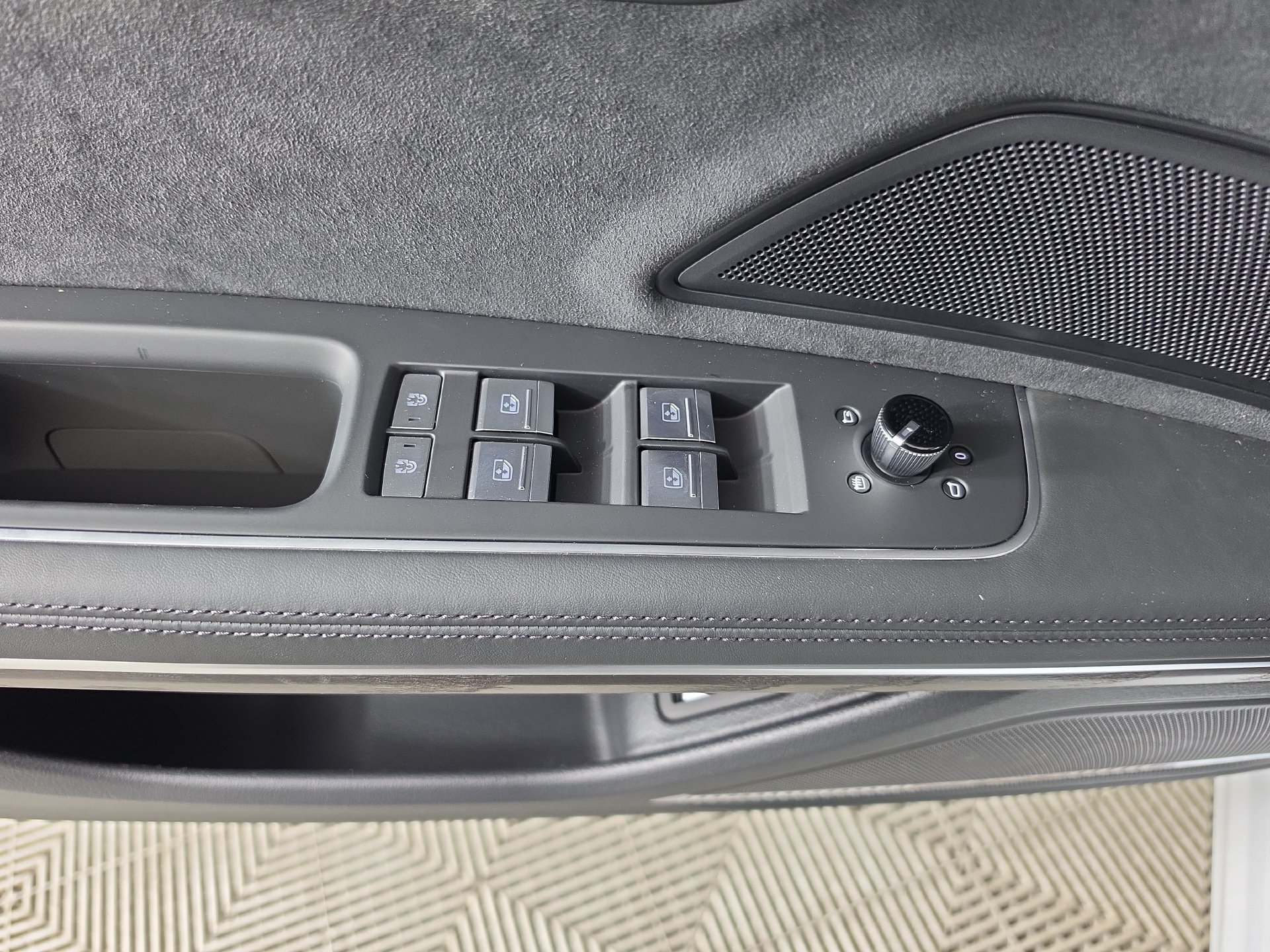 New 2026 Audi A8 L 3.0T AWD/4WD image 17