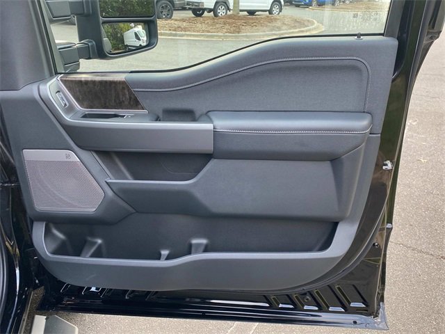 Used 2026 Ford F450 Lariat w/ Chrome Package image 38