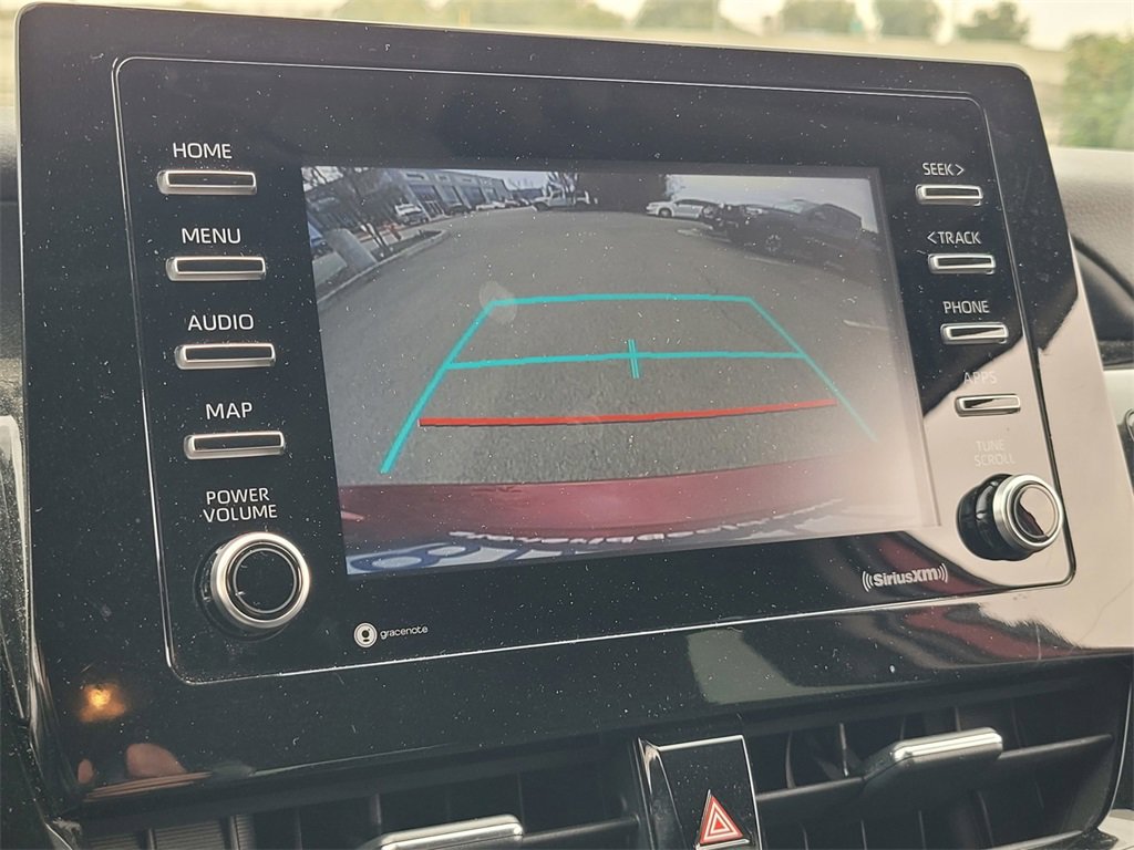 Used 2021 Toyota Camry LE image 21