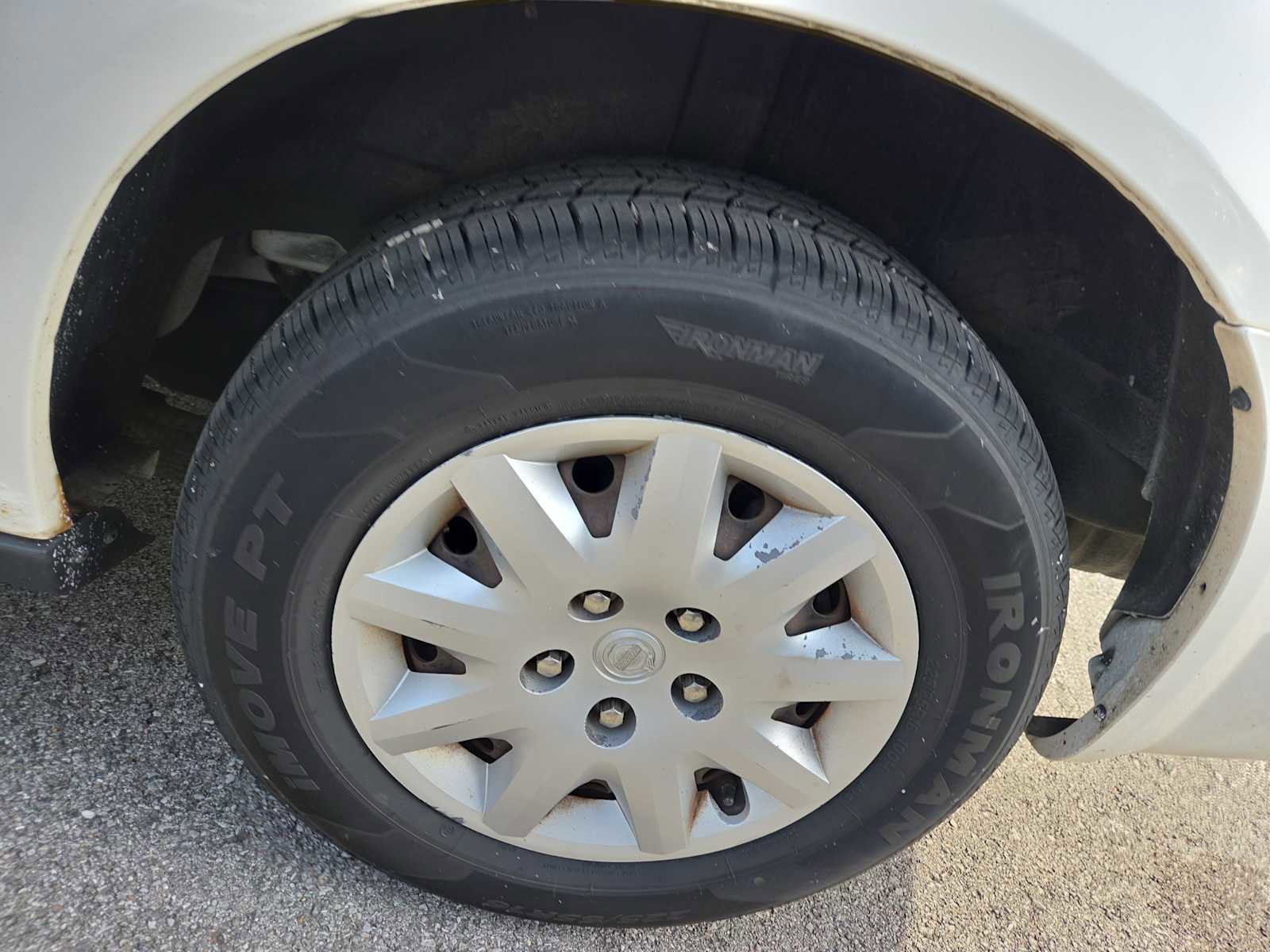 Used 2008 Chrysler Town & Country LX w/ Entertainment Group #1 image 8