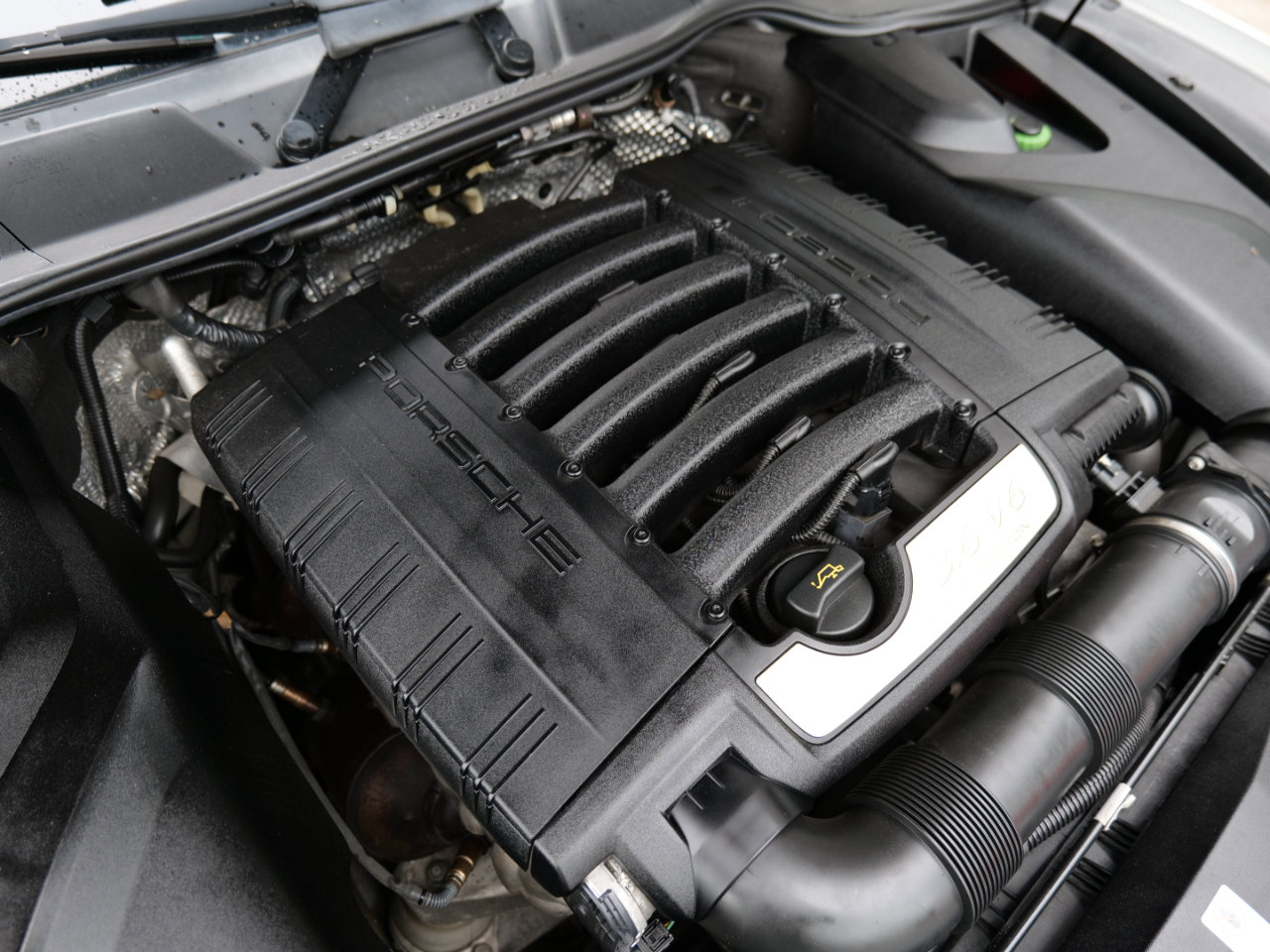 Used 2016 Porsche Cayenne image 55