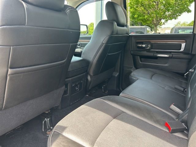 Used 2014 RAM 1500 Laramie w/ Convenience Group AWD/4WD image 18