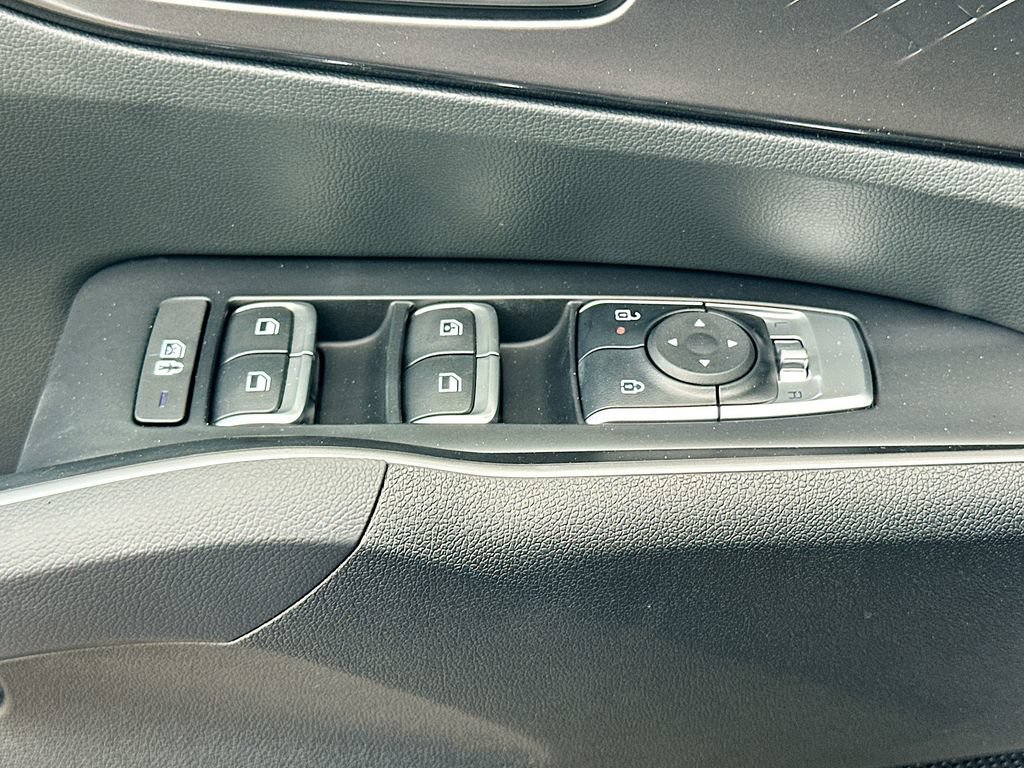 New 2026 Kia Sorento LX FWD image 17