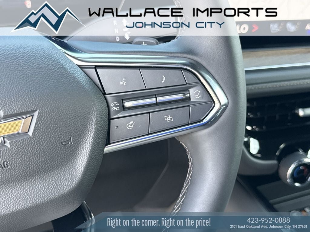 Used 2025 Chevrolet Suburban High Country w/ Sun And Tow Package AWD/4WD image 32