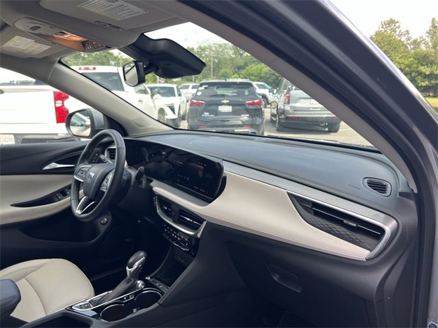 Used 2024 Buick Encore GX Avenir w/ Avenir Convenience Package image 26