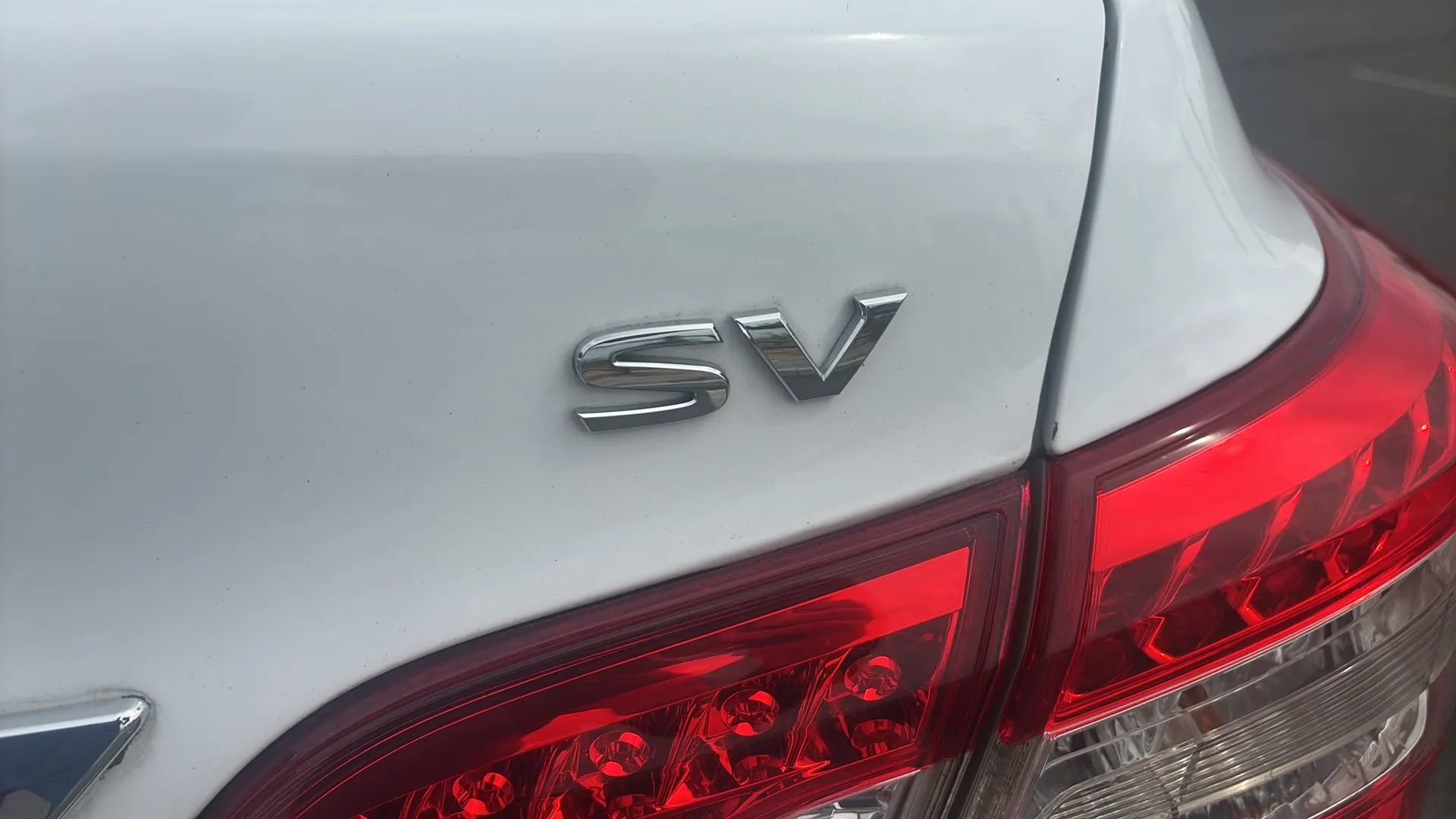 Used 2015 Nissan Sentra SV image 13