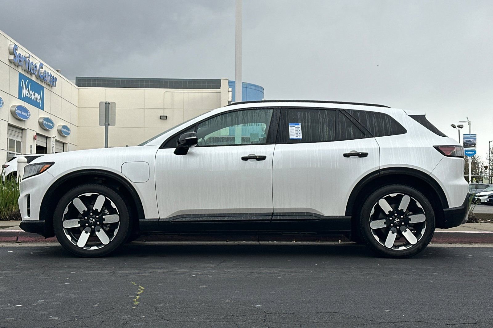 Used 2024 Honda Prologue Elite image 6