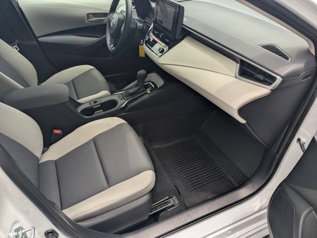 Used 2023 Toyota Corolla LE FWD image 12