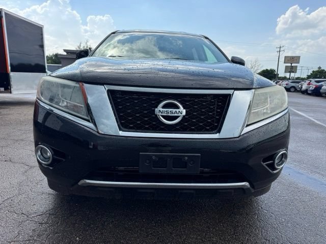 Used 2014 Nissan Pathfinder SL AWD/4WD image 2