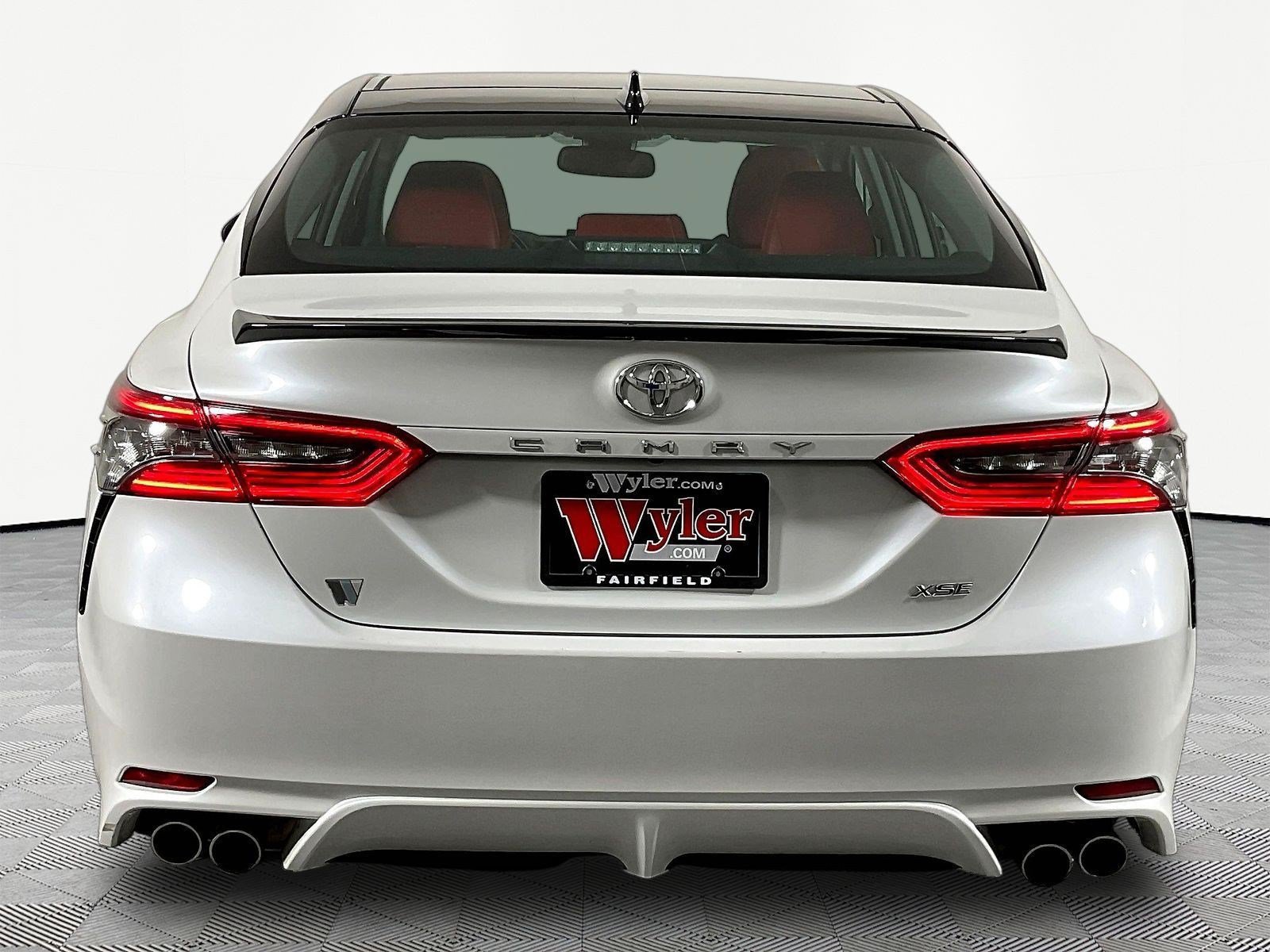 Used 2023 Toyota Camry XSE FWD image 5